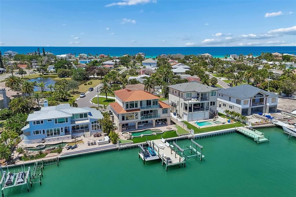 En Venta: $5,495,000 (5 camas, 5 baños, 5268 Pies cuadrados)