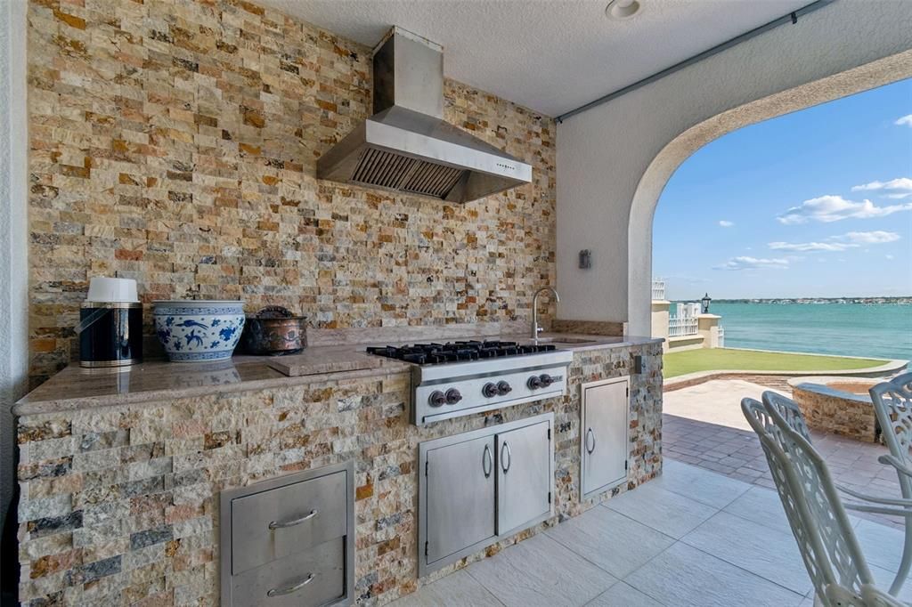 En Venta: $5,495,000 (5 camas, 5 baños, 5268 Pies cuadrados)