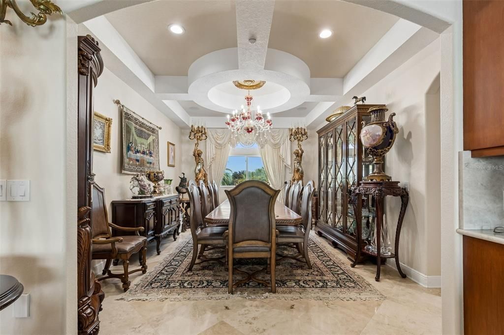 En Venta: $5,495,000 (5 camas, 5 baños, 5268 Pies cuadrados)