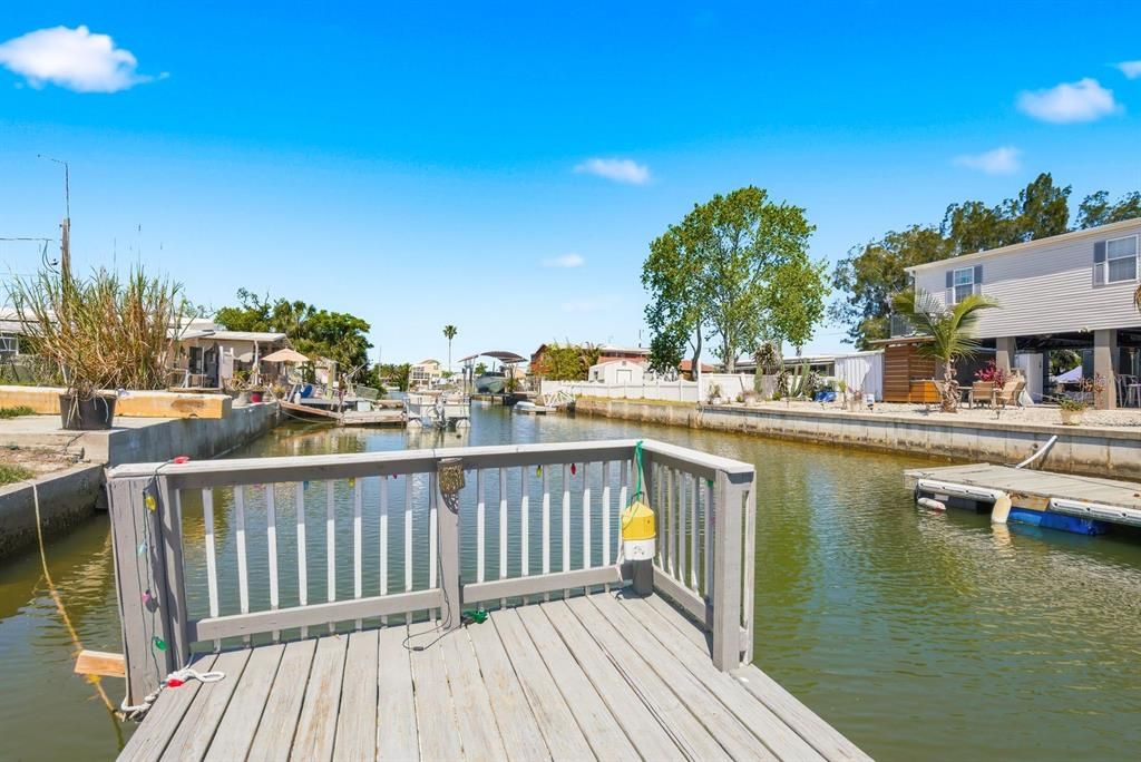 Active With Contract: $185,000 (2 beds, 1 baths, 644 Square Feet)