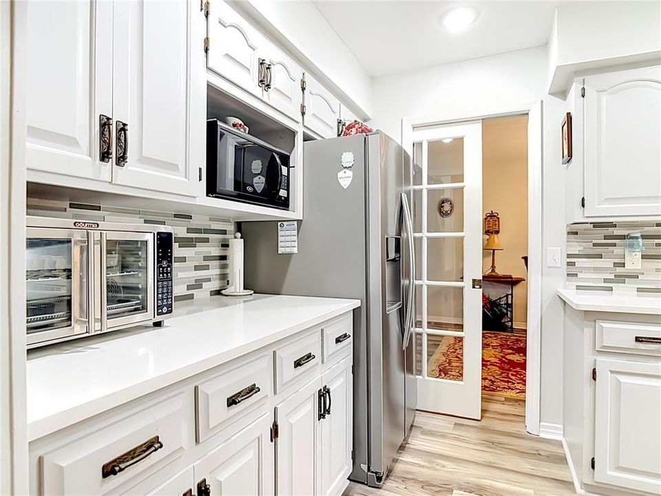 For Sale: $429,000 (3 beds, 2 baths, 1985 Square Feet)