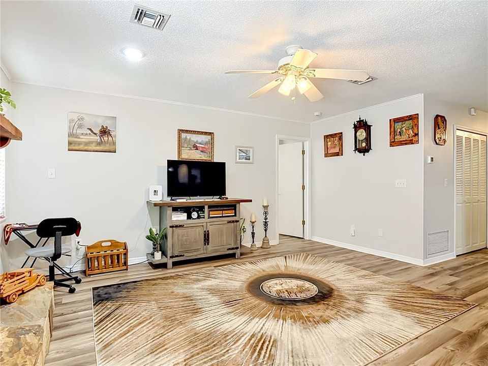 For Sale: $429,000 (3 beds, 2 baths, 1985 Square Feet)