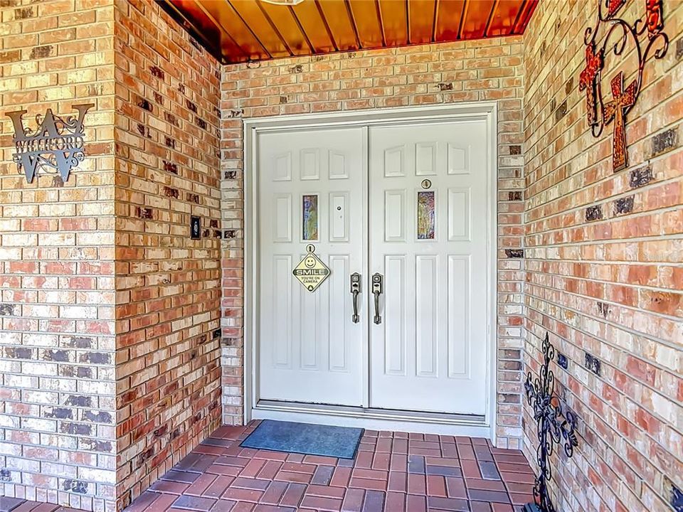 For Sale: $429,000 (3 beds, 2 baths, 1985 Square Feet)