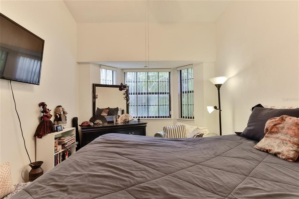 En Venta: $219,000 (2 camas, 2 baños, 904 Pies cuadrados)