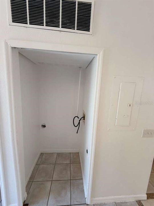 В аренду: $1,550 (2 спален, 2 ванн, 1008 Квадратных фут)