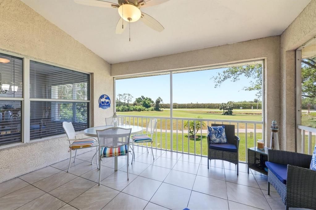 For Sale: $214,700 (2 beds, 2 baths, 1407 Square Feet)