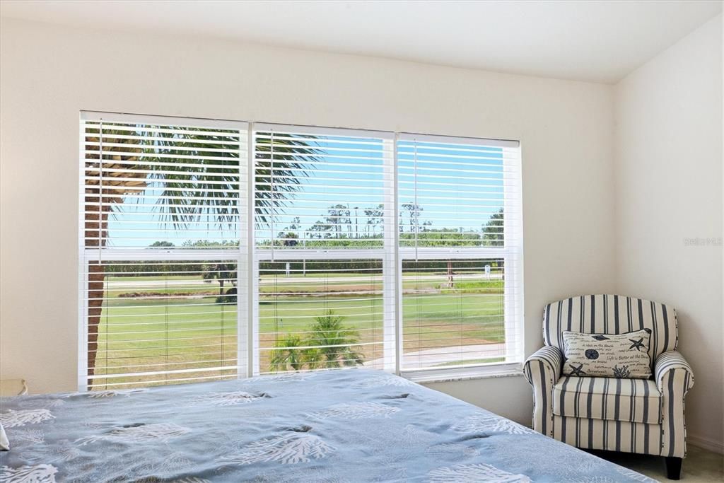 For Sale: $214,700 (2 beds, 2 baths, 1407 Square Feet)