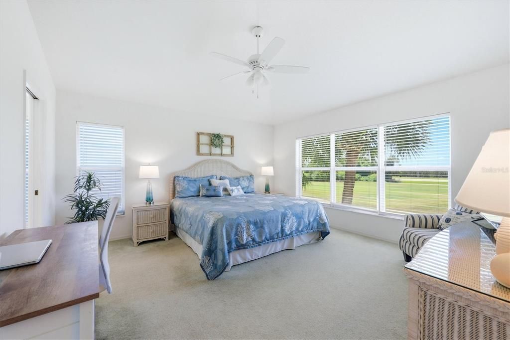 For Sale: $214,700 (2 beds, 2 baths, 1407 Square Feet)