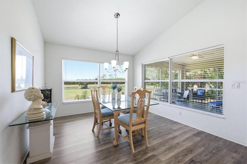 For Sale: $214,700 (2 beds, 2 baths, 1407 Square Feet)