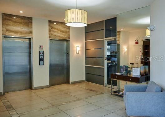 For Rent: $4,995 (3 beds, 2 baths, 1207 Square Feet)