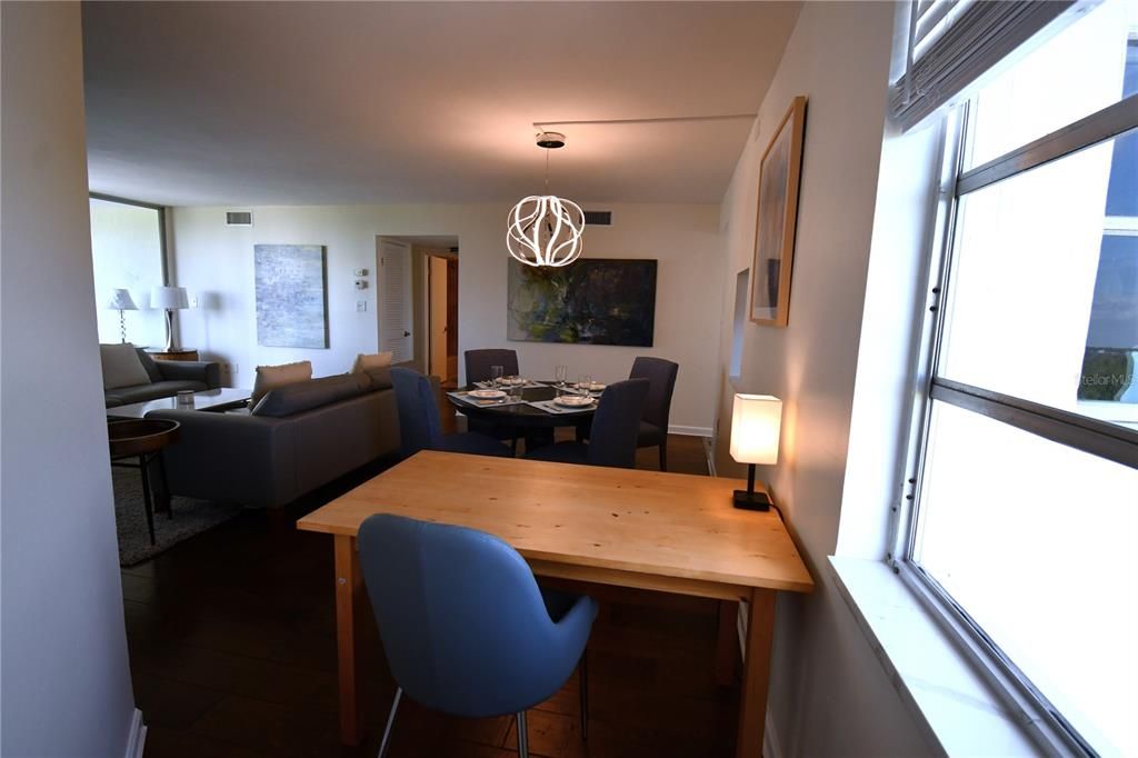For Rent: $4,995 (3 beds, 2 baths, 1207 Square Feet)
