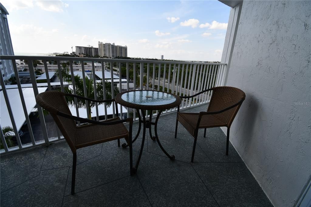 For Rent: $4,995 (3 beds, 2 baths, 1207 Square Feet)