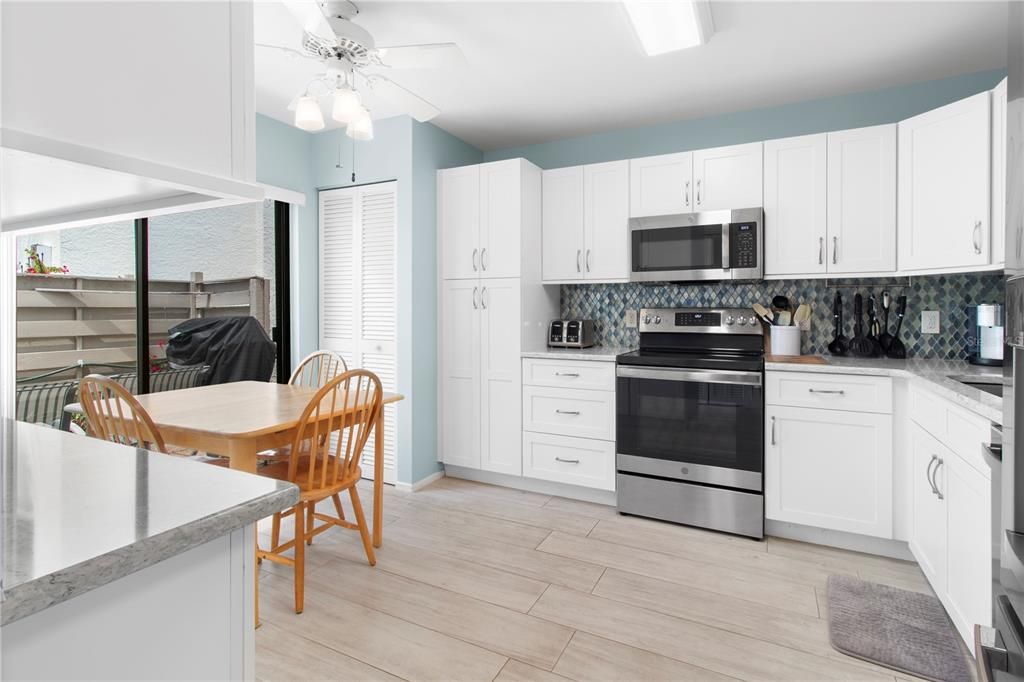 For Sale: $389,900 (3 beds, 2 baths, 1632 Square Feet)
