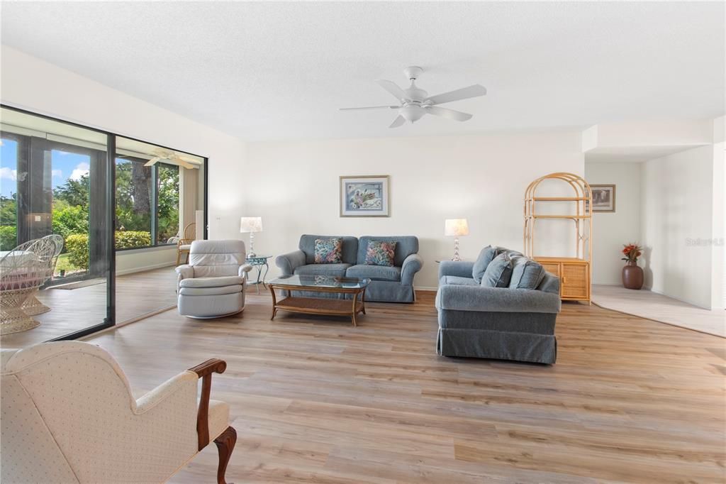 For Sale: $389,900 (3 beds, 2 baths, 1632 Square Feet)