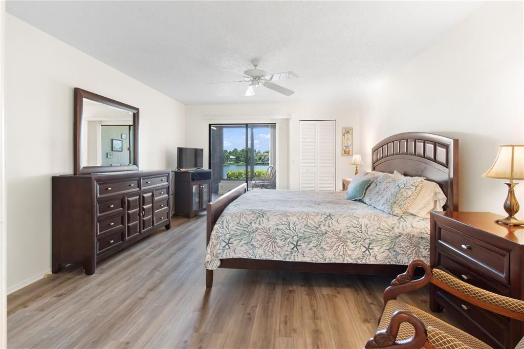For Sale: $389,900 (3 beds, 2 baths, 1632 Square Feet)