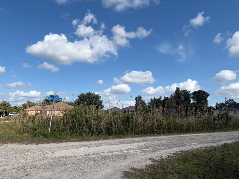 待售: $30,000 (0.25 acres)