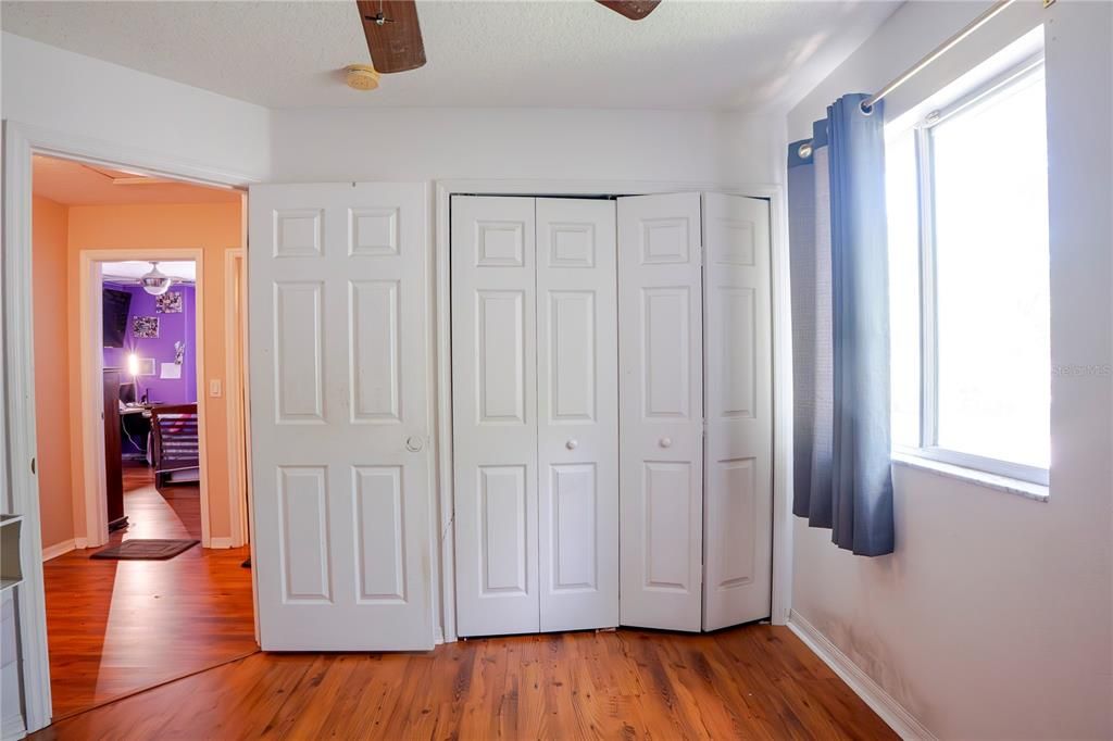 For Sale: $545,000 (5 beds, 3 baths, 2175 Square Feet)