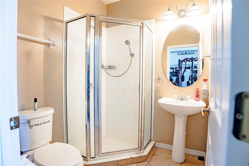 For Sale: $545,000 (5 beds, 3 baths, 2175 Square Feet)