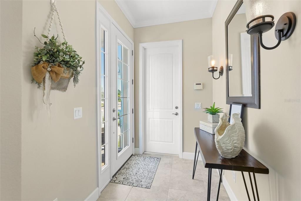 Active With Contract: $789,000 (2 beds, 2 baths, 2011 Square Feet)