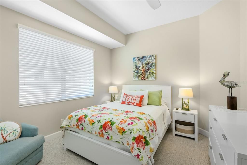 Active With Contract: $789,000 (2 beds, 2 baths, 2011 Square Feet)