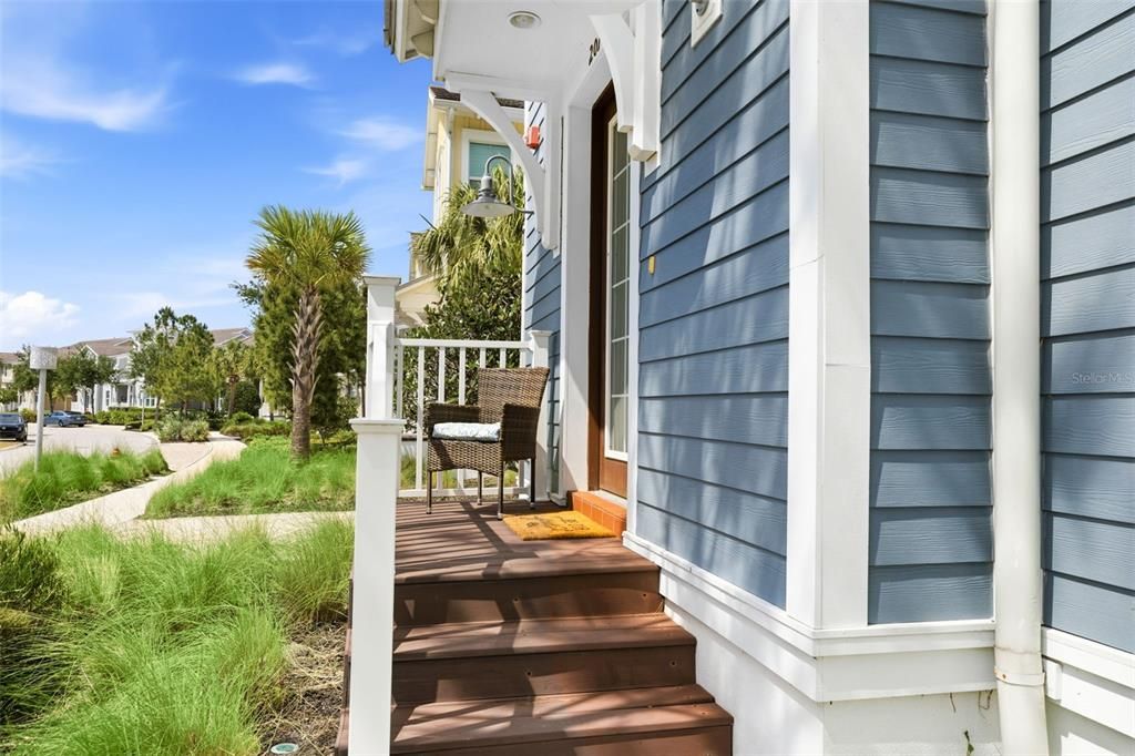 Active With Contract: $789,000 (2 beds, 2 baths, 2011 Square Feet)