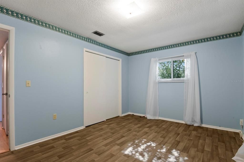 Activo con contrato: $235,000 (2 camas, 2 baños, 1256 Pies cuadrados)