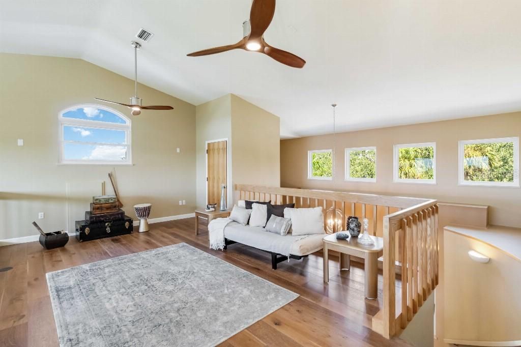 For Sale: $2,210,000 (3 beds, 2 baths, 3306 Square Feet)