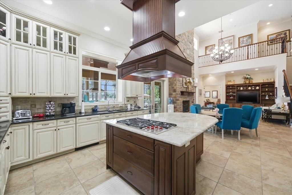 En Venta: $3,750,000 (5 camas, 5 baños, 6850 Pies cuadrados)