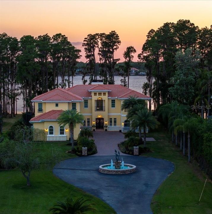 En Venta: $3,750,000 (5 camas, 5 baños, 6850 Pies cuadrados)