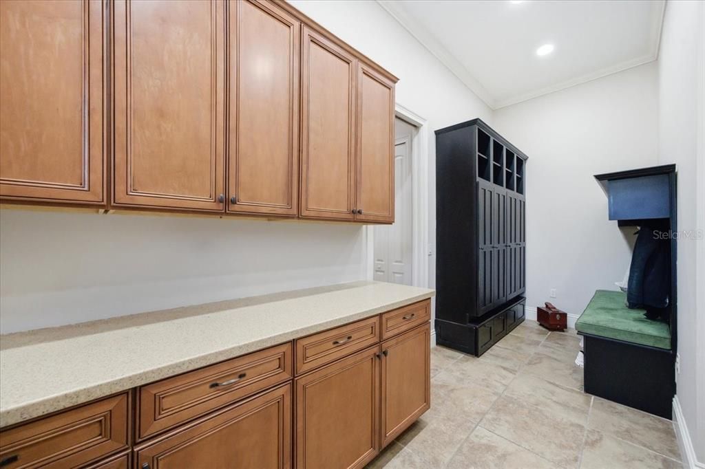 En Venta: $3,750,000 (5 camas, 5 baños, 6850 Pies cuadrados)