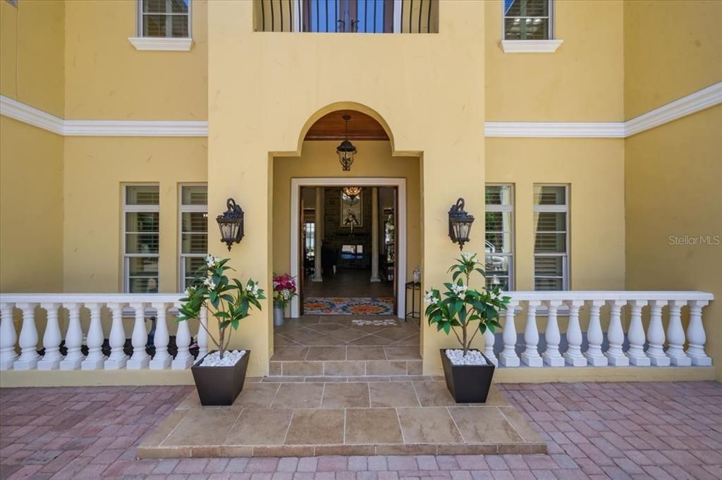 En Venta: $3,750,000 (5 camas, 5 baños, 6850 Pies cuadrados)