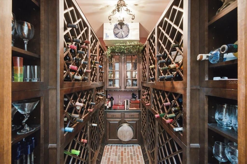 En Venta: $3,750,000 (5 camas, 5 baños, 6850 Pies cuadrados)