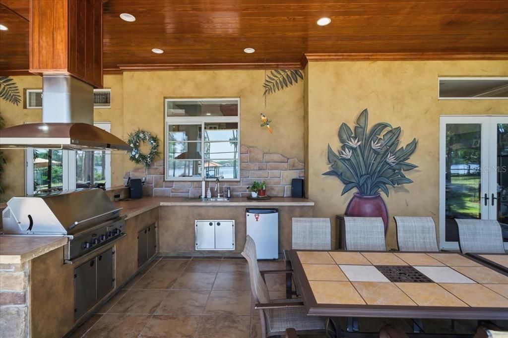 En Venta: $3,750,000 (5 camas, 5 baños, 6850 Pies cuadrados)