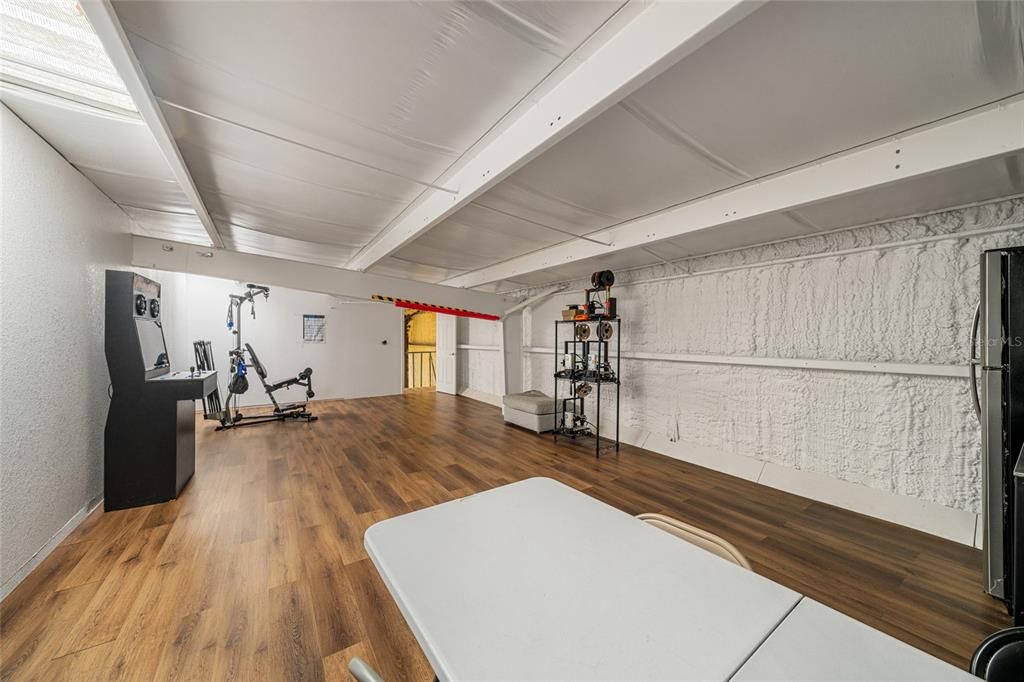For Sale: $999,999 (4 beds, 3 baths, 3033 Square Feet)
