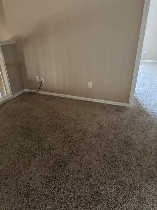 For Rent: $3,195 (7 beds, 5 baths, 3240 Square Feet)