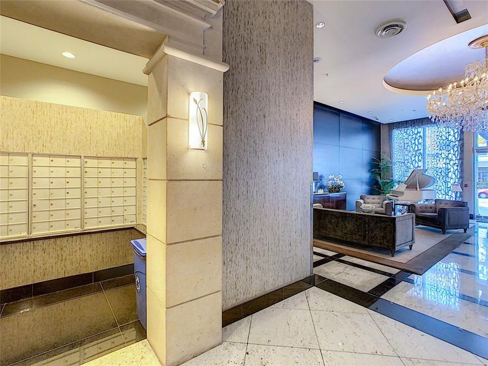 En Renta: $3,875 (2 camas, 2 baños, 1970 Pies cuadrados)