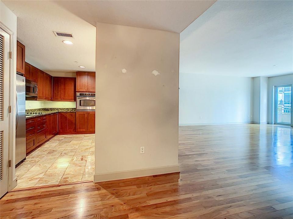 En Renta: $3,875 (2 camas, 2 baños, 1970 Pies cuadrados)