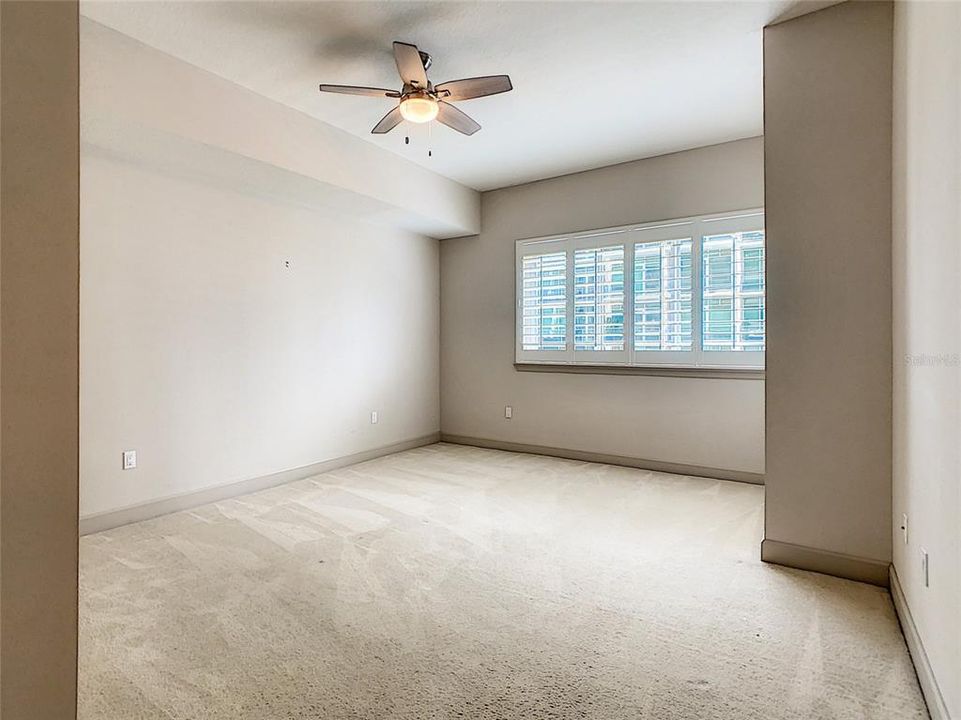 En Renta: $3,875 (2 camas, 2 baños, 1970 Pies cuadrados)