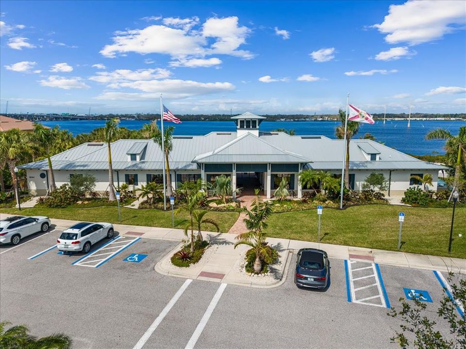 For Sale: $1,290,000 (3 beds, 4 baths, 3460 Square Feet)