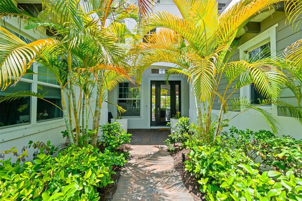 For Sale: $1,290,000 (3 beds, 4 baths, 3460 Square Feet)