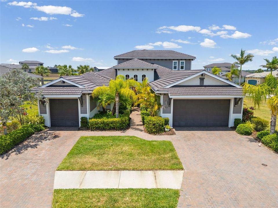 For Sale: $1,290,000 (3 beds, 4 baths, 3460 Square Feet)