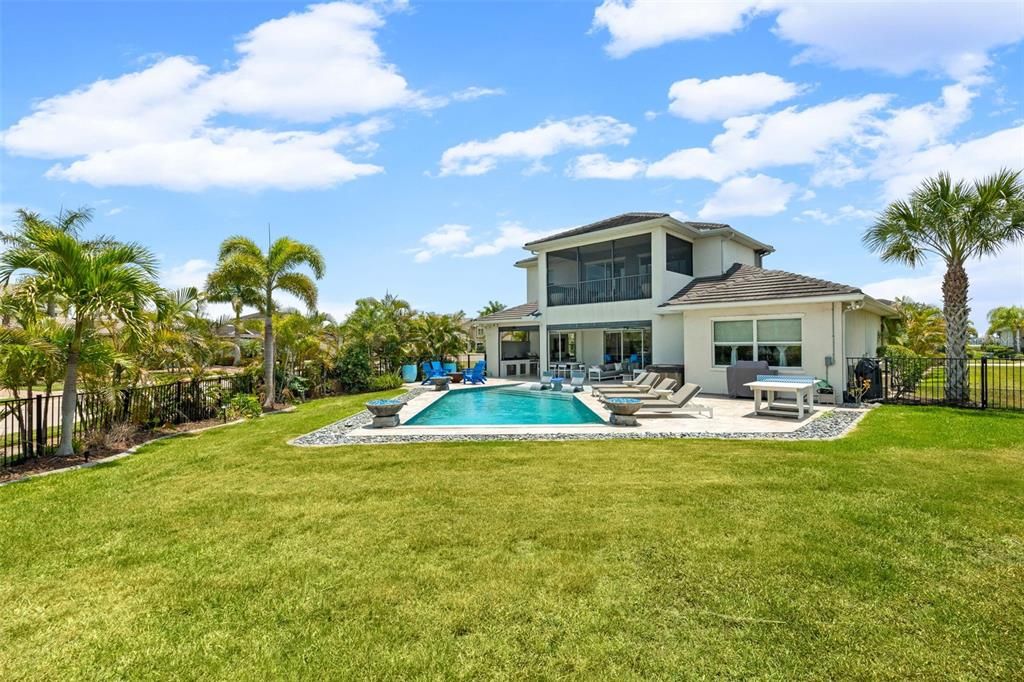 For Sale: $1,290,000 (3 beds, 4 baths, 3460 Square Feet)