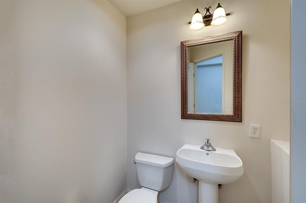 En Venta: $359,000 (3 camas, 2 baños, 1762 Pies cuadrados)