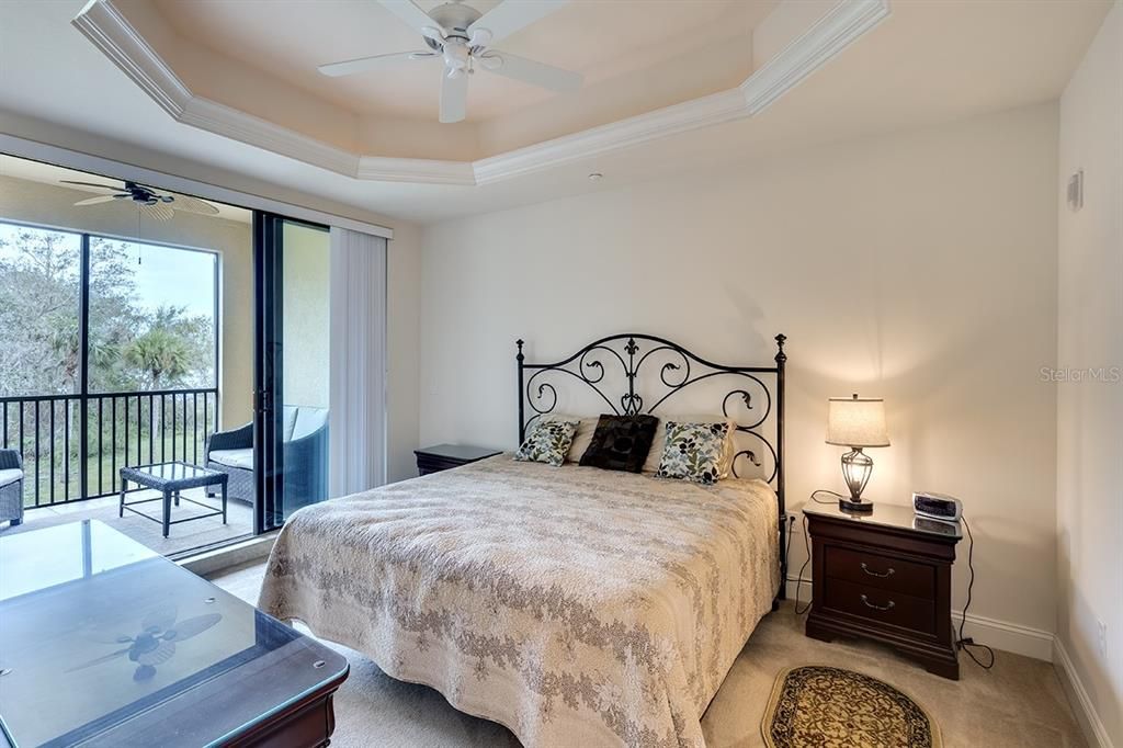 En Venta: $359,000 (3 camas, 2 baños, 1762 Pies cuadrados)