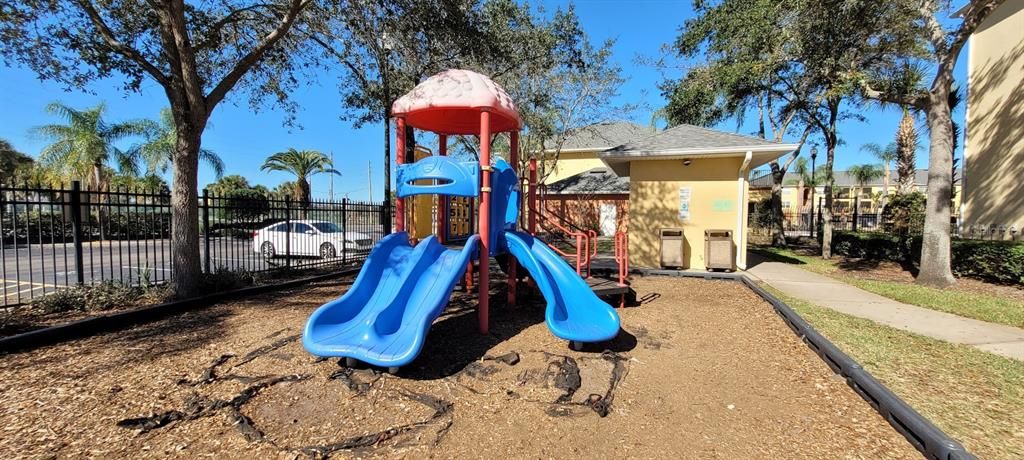 For Rent: $1,799 (3 beds, 2 baths, 1134 Square Feet)