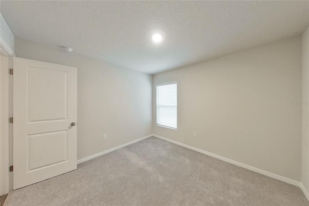 For Rent: $1,815 (4 beds, 2 baths, 1449 Square Feet)