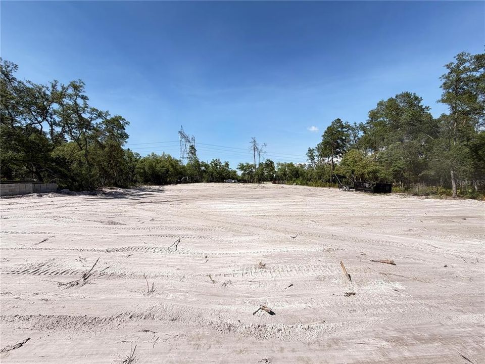 На продажу: $35,000 (1.25 acres)