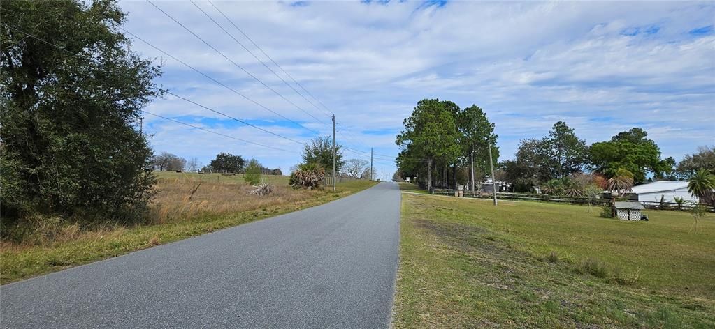 待售: $329,000 (4.81 acres)