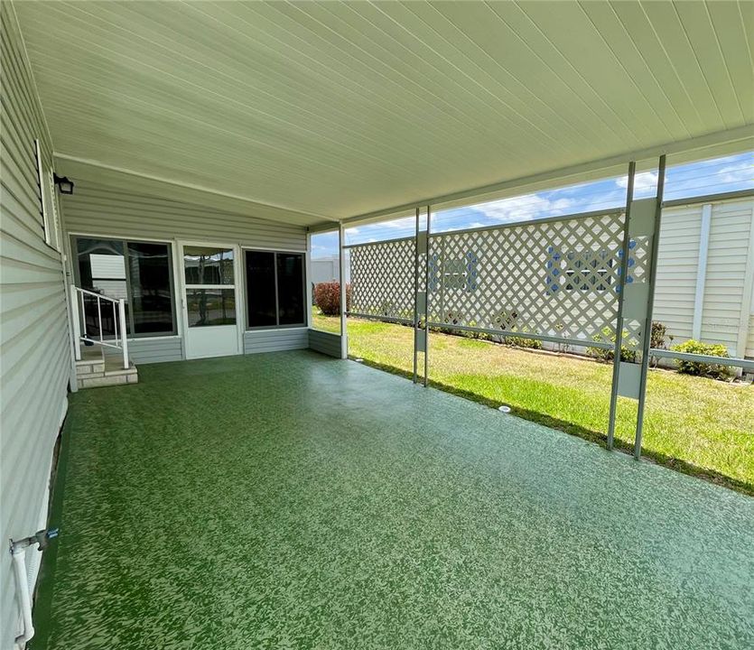 For Sale: $145,000 (2 beds, 2 baths, 1012 Square Feet)