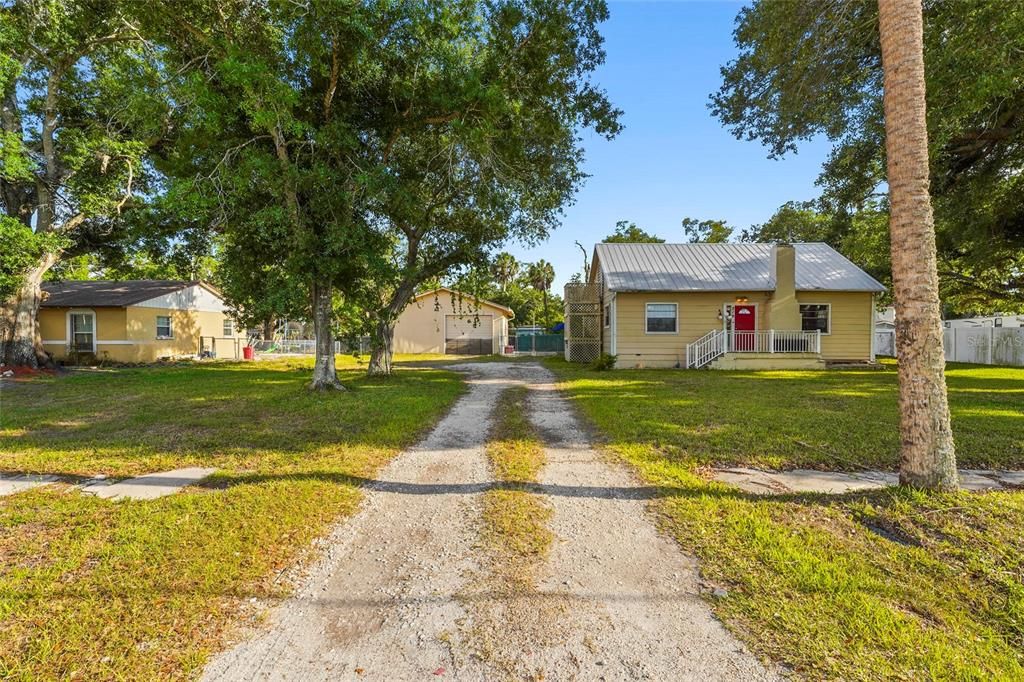 Activo con contrato: $285,000 (3 camas, 3 baños, 1519 Pies cuadrados)